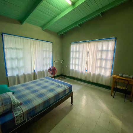 Hostal Juan Lindo San Pedro Sula Esterno foto