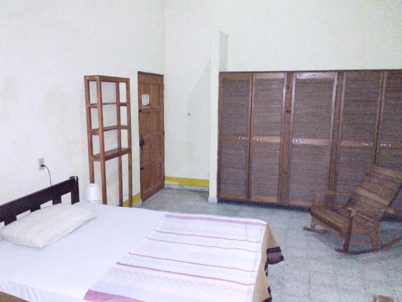 Hostal Juan Lindo San Pedro Sula Esterno foto