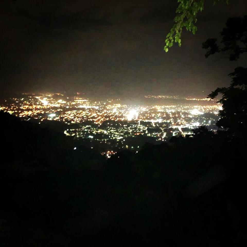 Hostal Juan Lindo San Pedro Sula Esterno foto